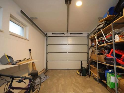 House near Prishtina in Laplje Selo