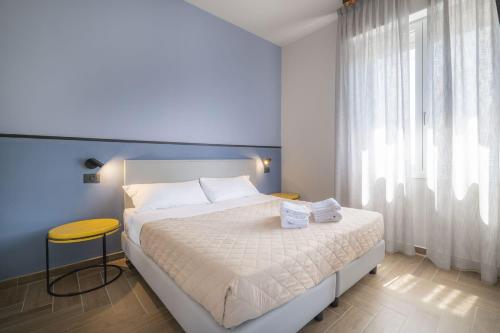 Double Room image 8