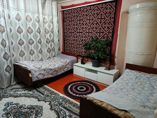 Amanat & KK guest house in Kara-Koo