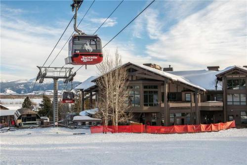 บริการและสิ่งอำนวยความสะดวก, RMR: Cody House B Condo in Teton Village in ทีทอน (WY)