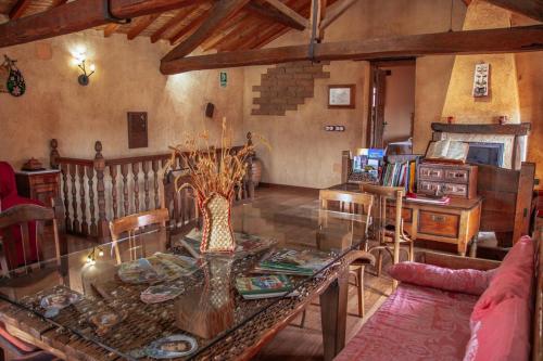 Casa rural Tío Quico (Casa rural Tio Quico) in Manganeses de la Lampreana