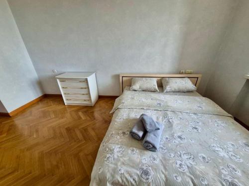 Apartment image 9