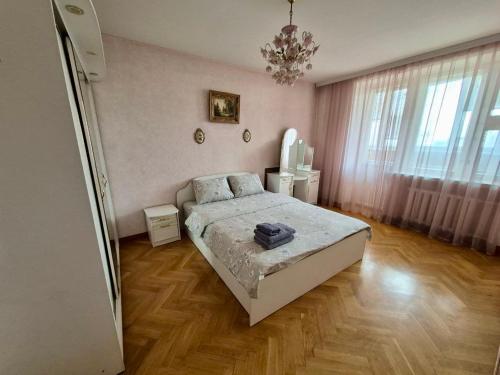 Apartment image 8
