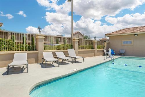 Best Western El Rancho Palacio - image 10