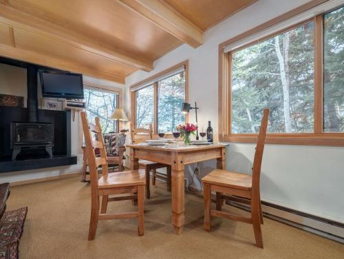 บริการและสิ่งอำนวยความสะดวก, RMR: La Choumine 4 Condo in Teton Village in ทีทอน (WY)