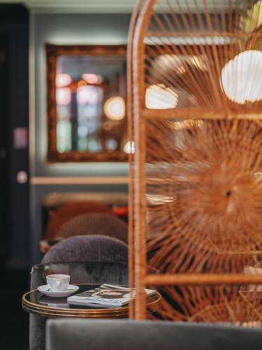 Snob Hotel by Elegancia - image 9