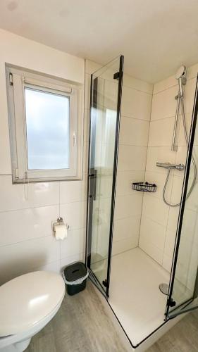 Shower, KustenNest gepflegte großzugige Ferienwohnung Nahe Ostsee mit Garten in Ratekau