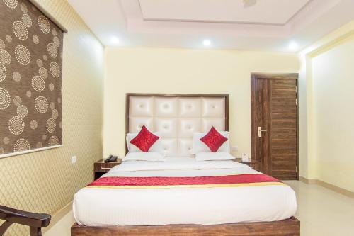 Hotel O Gratos Inn in Raipur