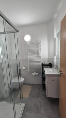 淋浴設備, SBE Rooms - Near Salzburg And Lakes in 費希滕