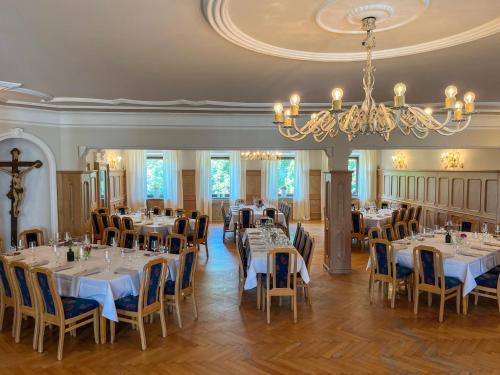 브룩뮐 Gasthof Großer Wirt 호텔 로비