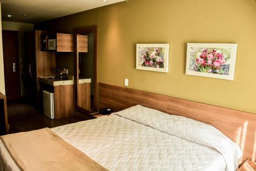 Mont Blanc Suites Duque de Caxias in Duque de Caxias