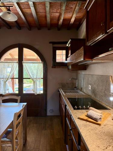 Kjøkken, La Casa Del Fattore in Fratticciola