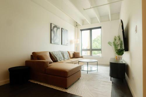 Above The Roots - Classy 1BD Escape in 華盛頓