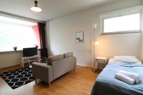 Convenient Apartment for 2, Helsinki (photo 10)