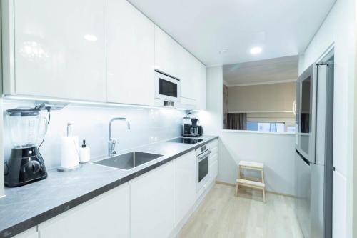 Spacious Apartment for 4 with Sauna, Helsinki (foto 8)