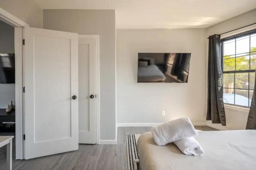Modern 3-Bdrm Apt in Black Rock in Bridgeport, USA