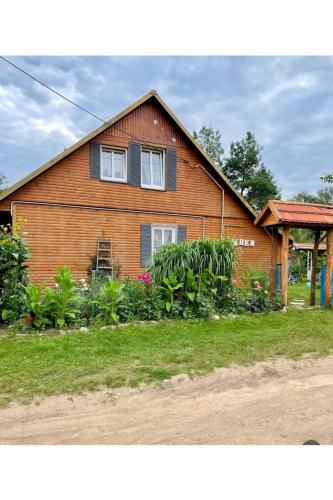 Agroturystyka Eden i Raj "Pod rzeźbami"