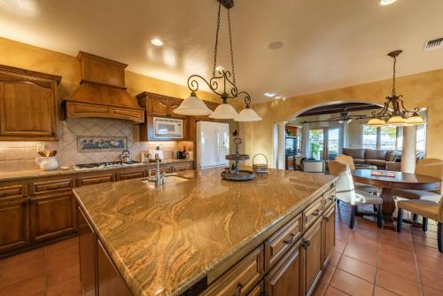 Facilities, Paso Palacio in Charolais