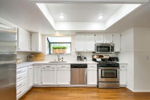 Come stay at the Elm Grove Elegance Irene!, Boise