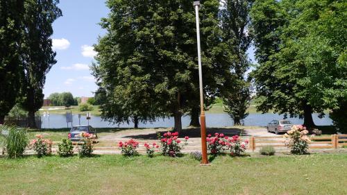 Kisviza Vendégház - image 8
