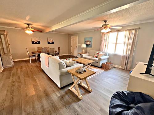 Oakridge Cottage – khách sạn tại Orange Beach