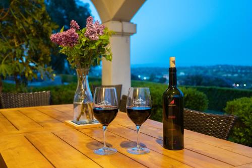 Facilities, Paso Palacio in Charolais