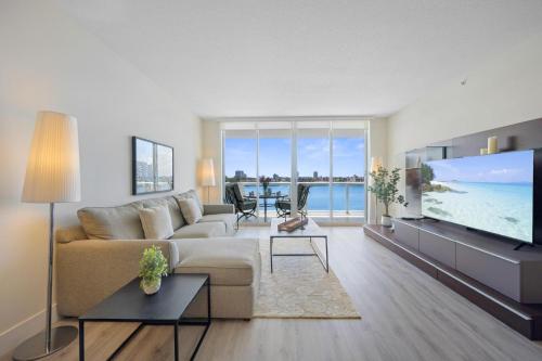 Golden Bay 504 in Sunny Isles Beach