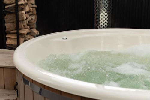 Hot tub, B&B Buitengeluk in Tiel