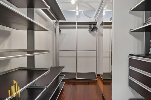 5G 1203 - Style and Comfort in Provenza, El Poblado (fotografie 5)