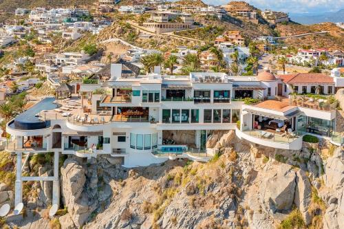 Villa Turquesa 10BR by Cabo Villas