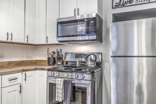 Létesítmények, Hidden Gem | JZ Vacation Rentals near St. Louis Bazilika Katedrális