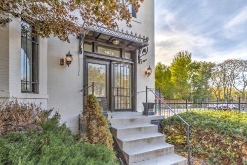 Létesítmények, Hidden Gem | JZ Vacation Rentals near St. Louis Bazilika Katedrális