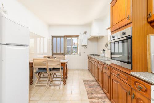 Ericeira - Casa Tia Alice in ไบร์โร อาร์เซนิโอ อมาเดว