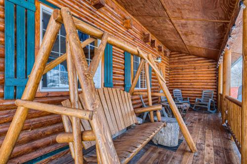 6 Bedroom Cabin by Xquisite Rentals in Woodland (UT)