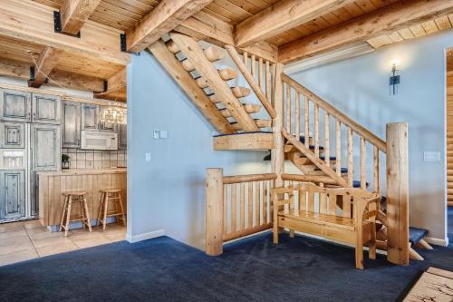 6 Bedroom Cabin by Xquisite Rentals in Woodland (UT)