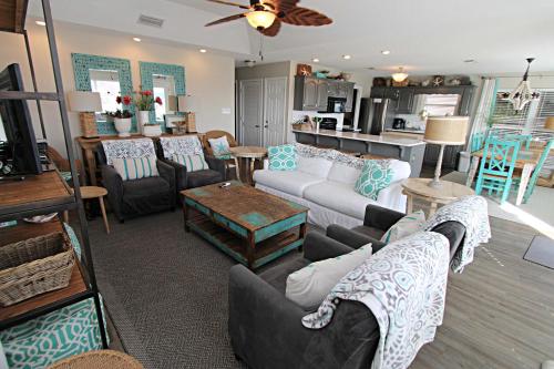 Facilities, Pelican's Rest Beach House in Fort Morgan