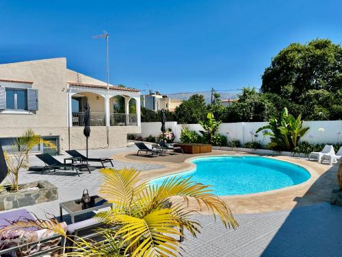 Villa Elena - Private Villa in the heart of nature gîte à louer Alikianós