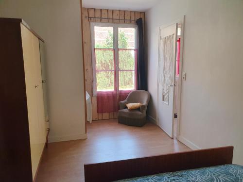 Proximity to Cité Internationale (Proximity to Cite Internationale) in Villers-Cotterets