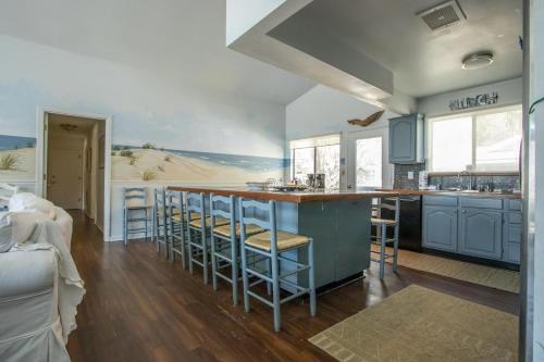 705 Silverside - Eight Bedroom House - image 42