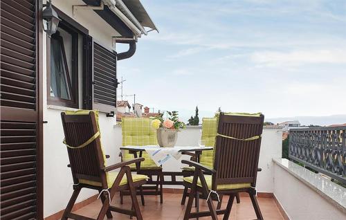 1 Bedroom Stunning Apartment In Rovinj