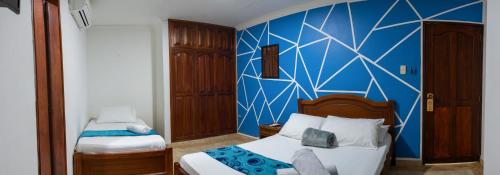 Superior Family Room image 4