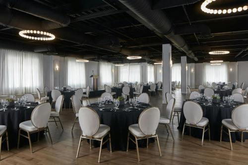 The Olive Ann Hotel, Grand Forks, a Tribute Portfolio Hotel - 회의실/연회장
