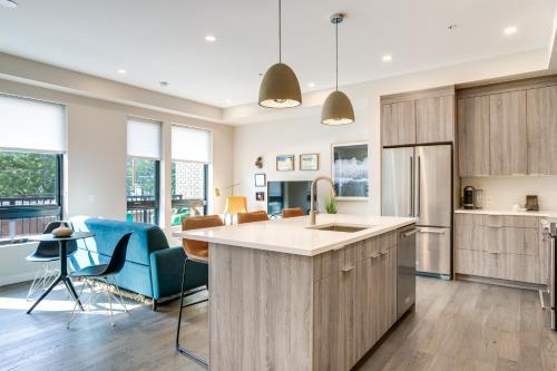 Modern Denver Condo with Balcony, 2 Mi to Downtown! in Denver, USA
