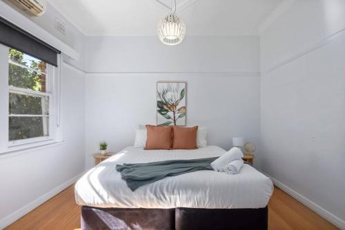 Hargreaves St - Group Holiday 8BR - Bendigo CBD, Bendigo