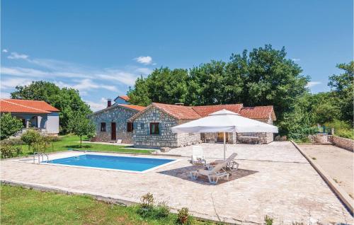 Peldbaseins, Stunning Home In Zadar in Briševo