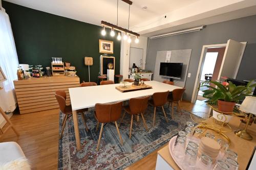 Atelier LEONHARDSZIMMER - Tolle Location in Stuttgarter Innenstadt, Stuttgart (Foto 9)