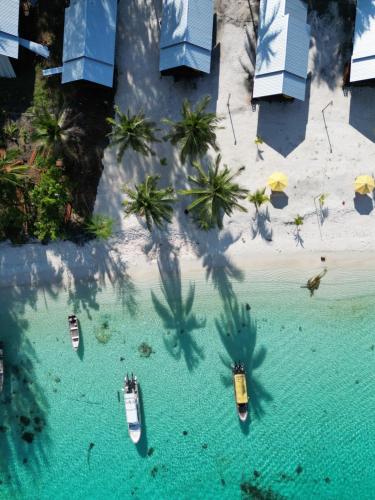 Andau Dive Resort Raja Ampat - Fam Islands