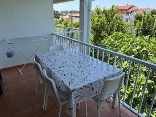 Two-Bedroom Apartment with Terrace image 3