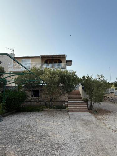 Apartments by the sea Pirovac Sibenik - 15403 - image 13