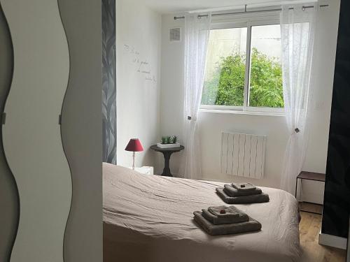 Gîte Saint-Malo-de-Guersac, 2 pièces, 2 personnes - FR-1-306-1001 (Gite Authentique en Plein Cœur du Parc de la Briere, Proche Marais, Terrasse Sud, Tout Equipe - FR-1) in ตริญัก